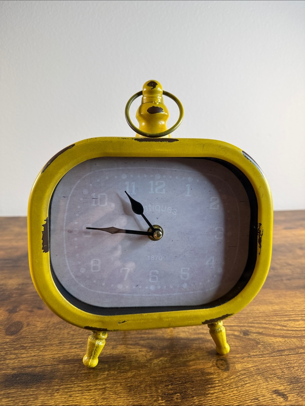 Yellow Vintage-Style Table Clock Wall Decor In Working Condition